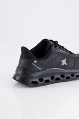 Xceed Sneakers